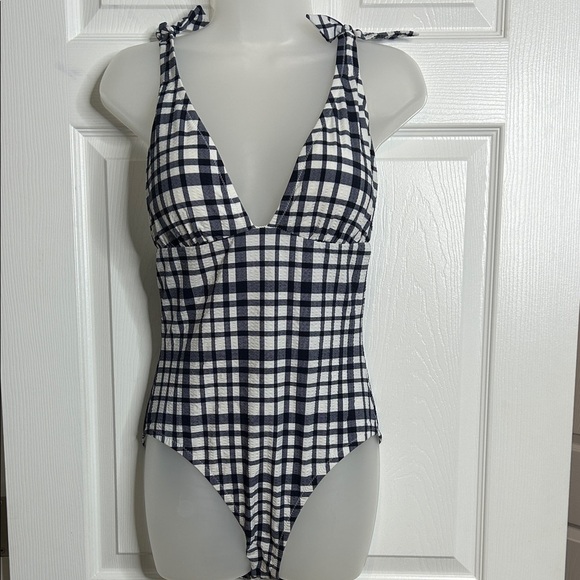 J. Crew Navy and White Checkered Swimsuit 8 Padded One Piece - Picture 1 of 5